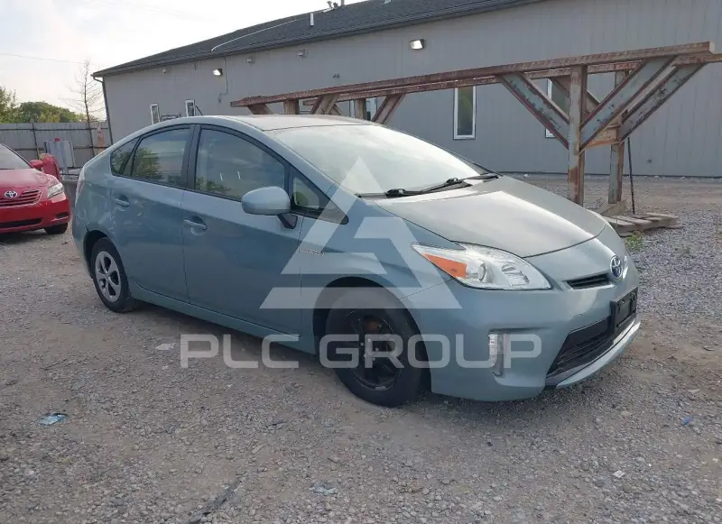 2013 Toyota PRIUS photo