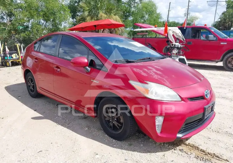 2013 Toyota PRIUS фото