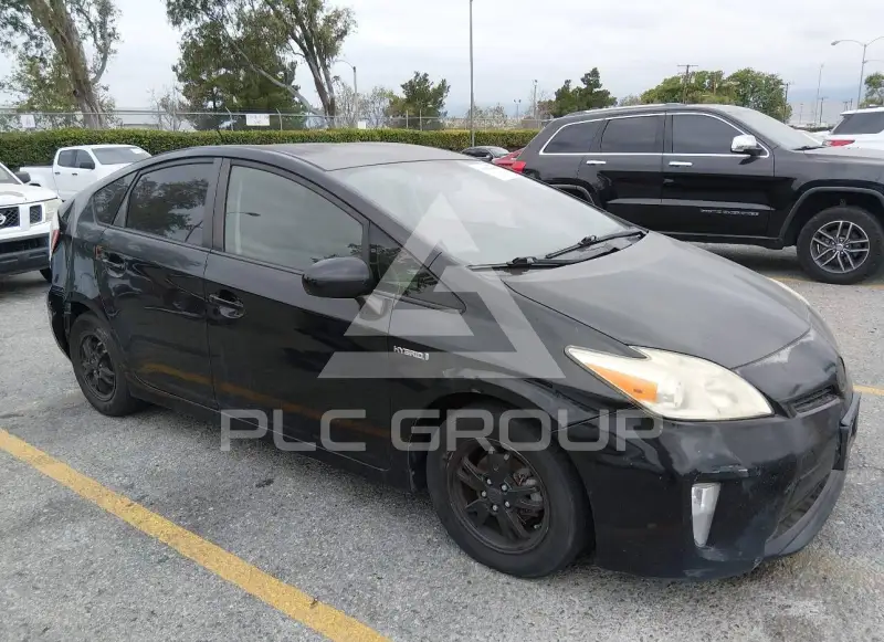 2013 Toyota PRIUS фото