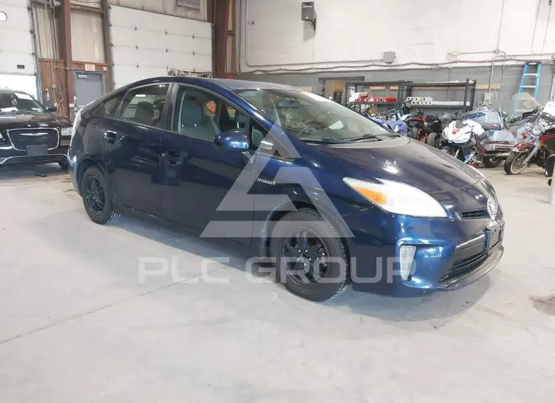 2013 Toyota PRIUS фото