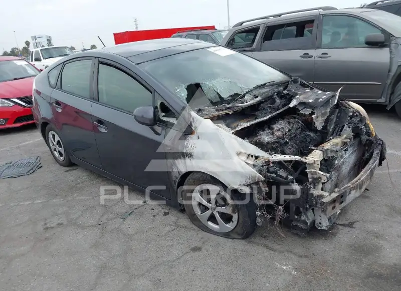 2013 Toyota PRIUS фото