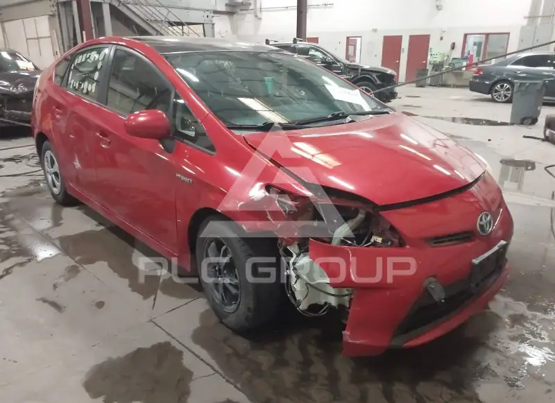 2013 Toyota PRIUS фото