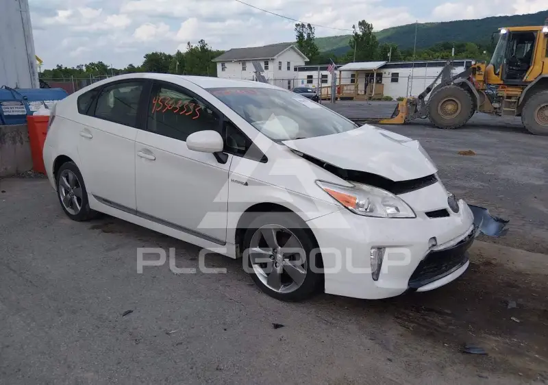 2013 Toyota PRIUS photo