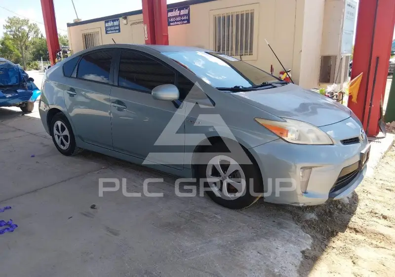 2013 Toyota PRIUS фото