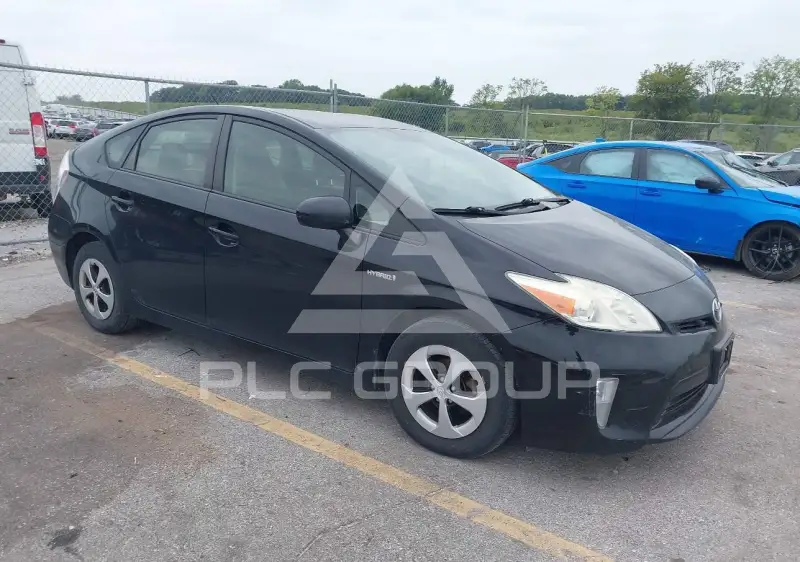 2013 Toyota PRIUS фото