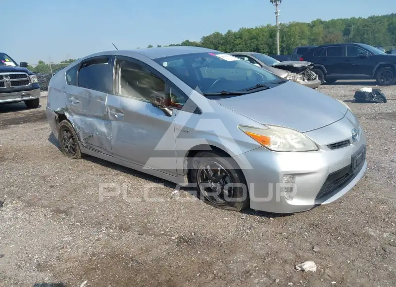2013 Toyota PRIUS photo