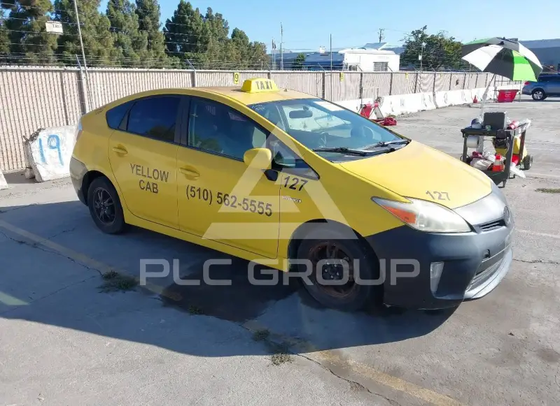 2013 Toyota PRIUS фото