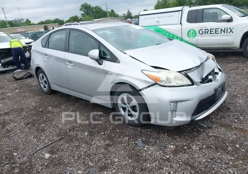 2013 Toyota PRIUS фото