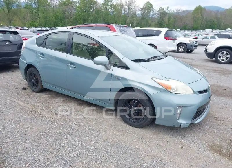 2013 Toyota PRIUS фото