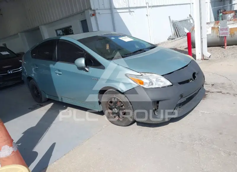 2013 Toyota PRIUS photo