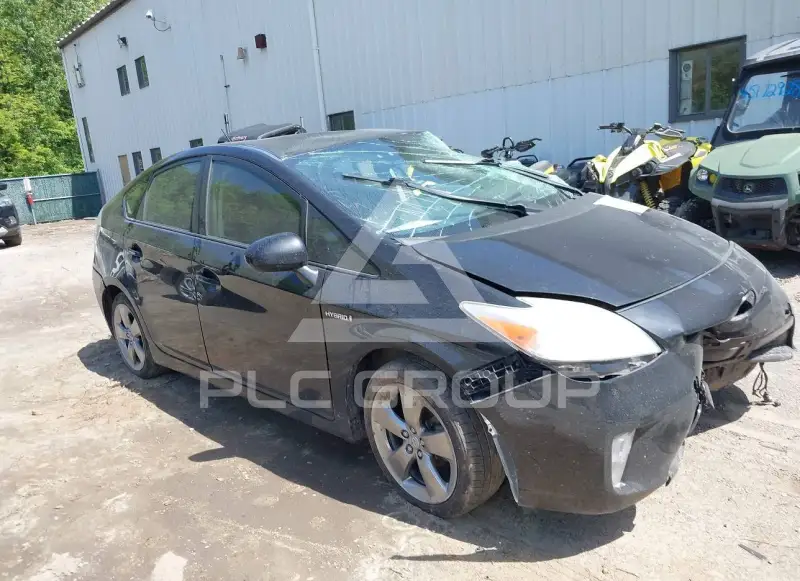 2013 Toyota PRIUS фото