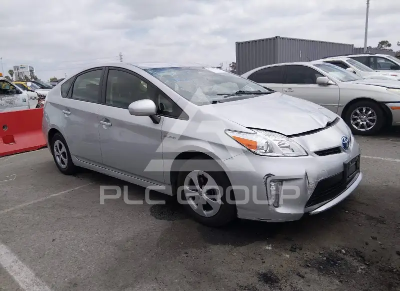 2013 Toyota PRIUS фото