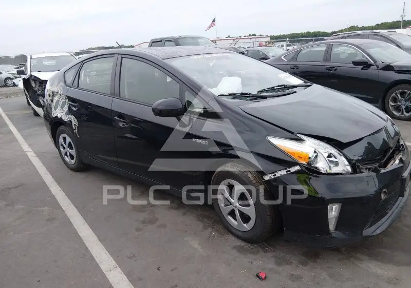 2013 Toyota PRIUS photo
