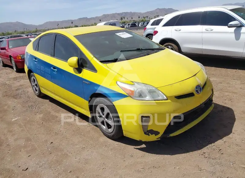 2013 Toyota PRIUS photo