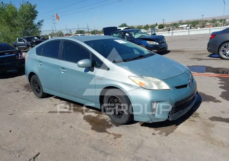 2013 Toyota PRIUS фото