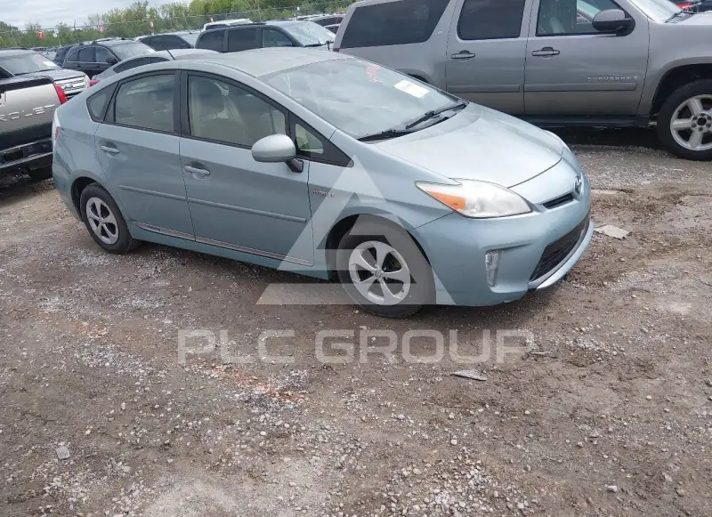 2013 Toyota PRIUS фото