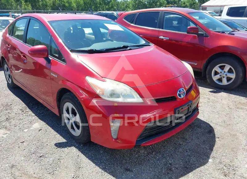 2013 Toyota PRIUS фото