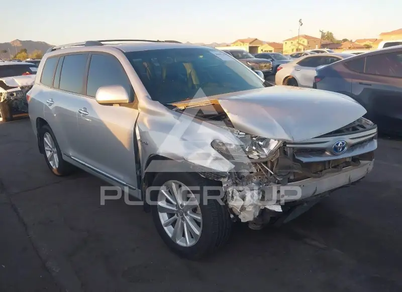 2013 Toyota Highlander фото