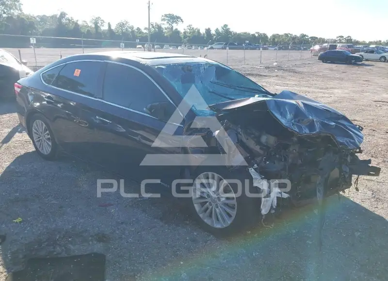 2013 Toyota AVALON photo