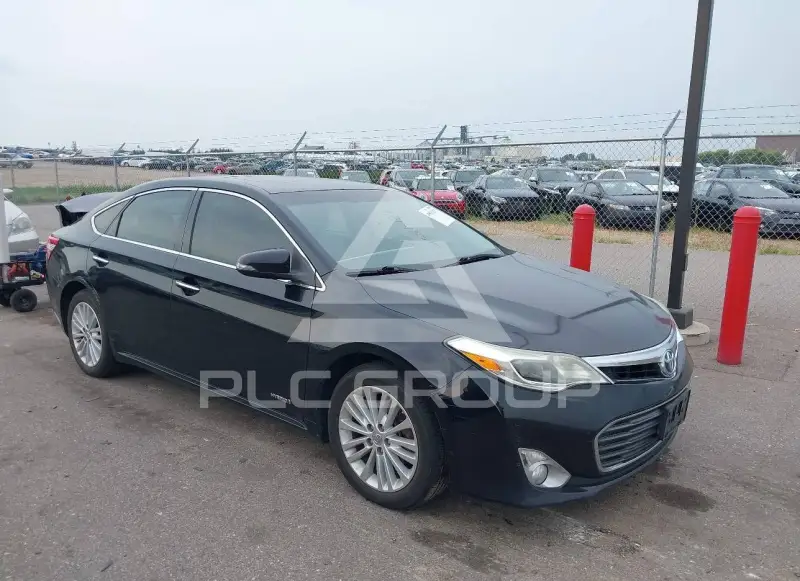 2013 Toyota AVALON фото