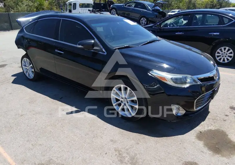 2013 Toyota AVALON photo
