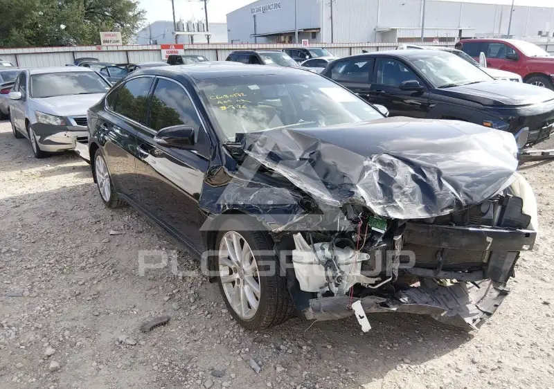 2013 Toyota AVALON photo