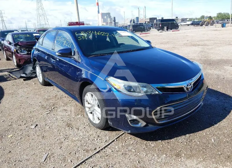 2013 Toyota AVALON фото