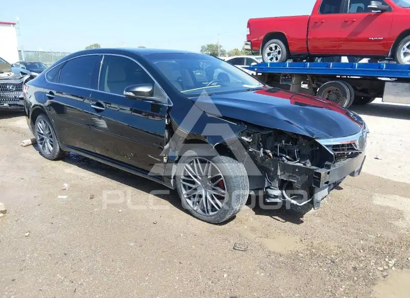 2013 Toyota AVALON фото