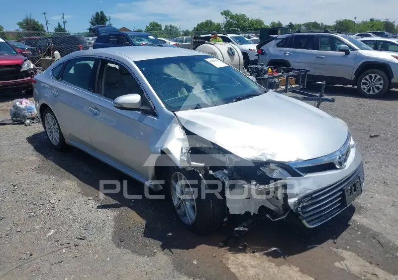 2013 Toyota AVALON фото