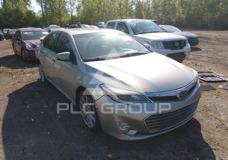 2013 Toyota AVALON фото
