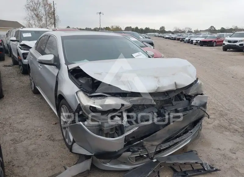2013 Toyota AVALON фото