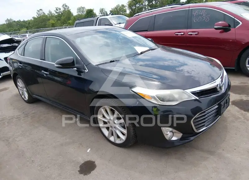 2013 Toyota AVALON фото