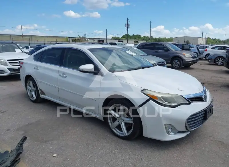 2013 Toyota AVALON photo