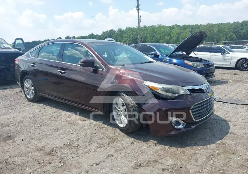2013 Toyota AVALON фото
