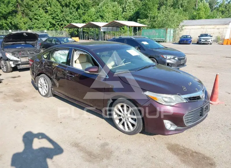 2013 Toyota AVALON photo