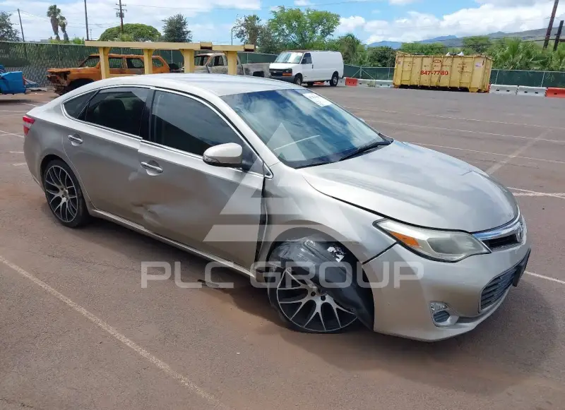 2013 Toyota AVALON фото