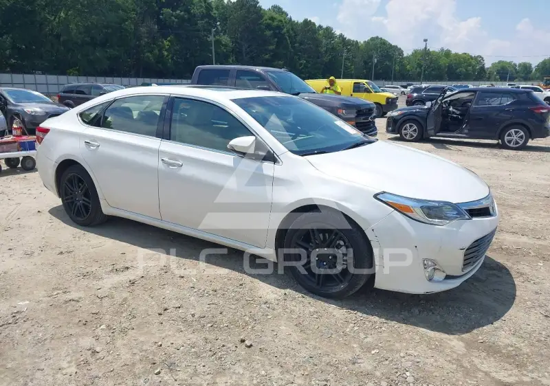 2013 Toyota AVALON фото
