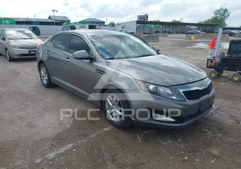 2013 KIA Optima photo