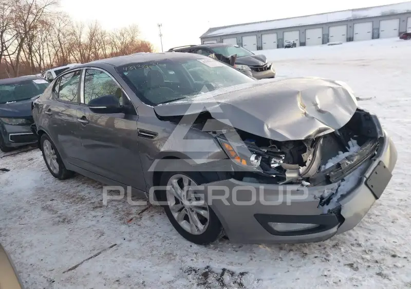 2013 KIA Optima photo