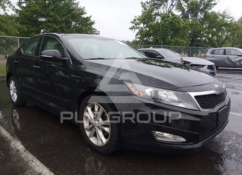 2013 KIA Optima фото