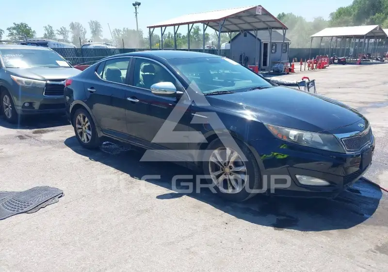 2013 KIA Optima photo