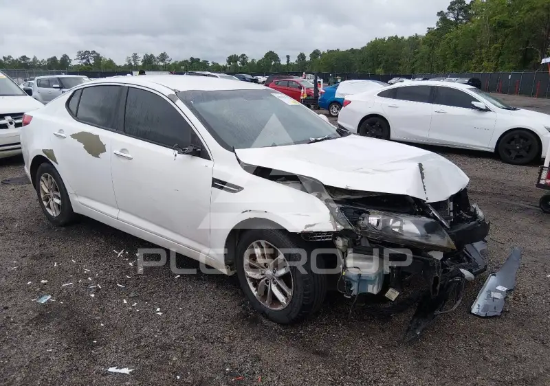 2013 KIA Optima photo
