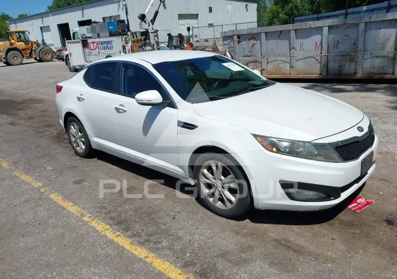 2013 KIA Optima photo