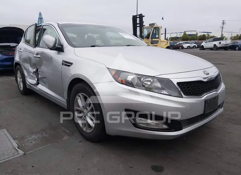 2013 KIA Optima photo