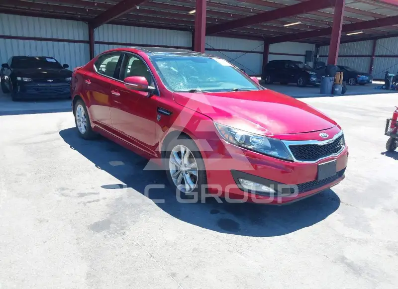 2013 KIA Optima photo