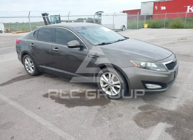 2013 KIA Optima photo