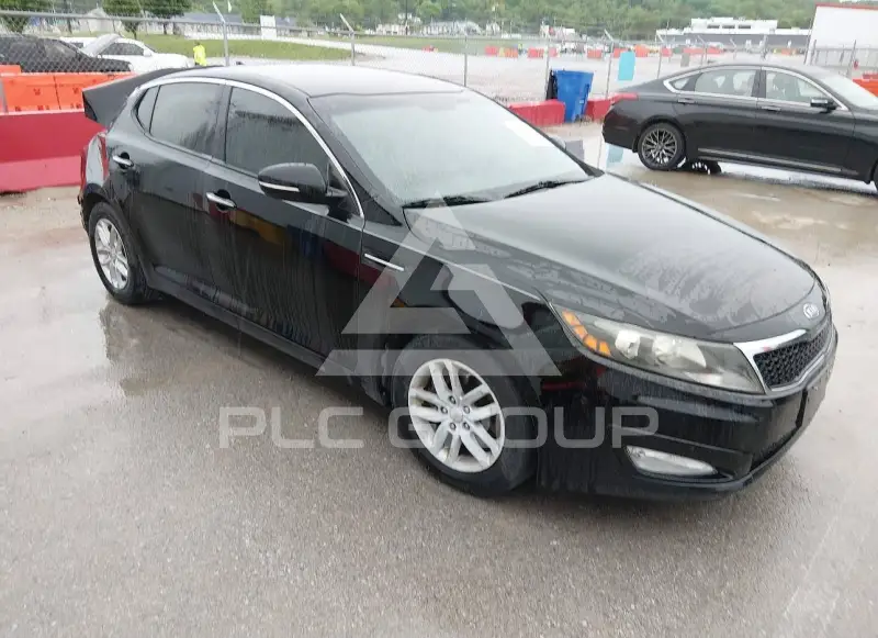 2013 KIA Optima photo