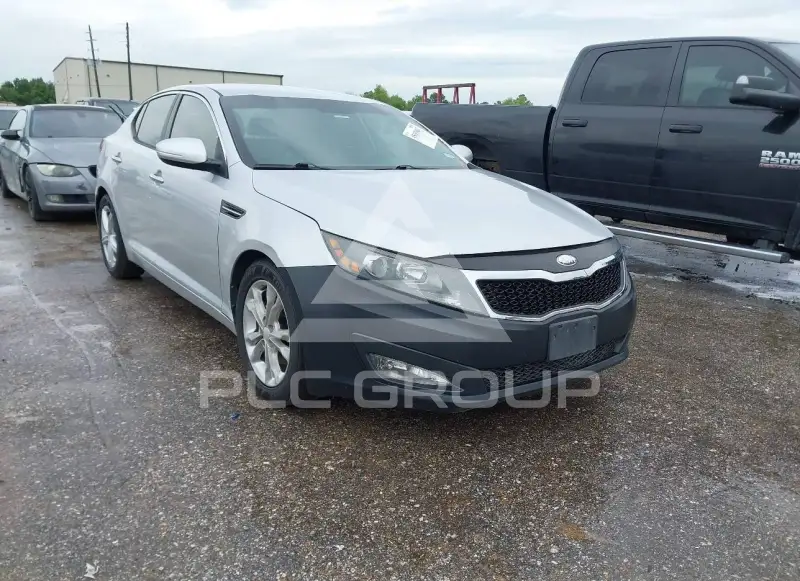 2013 KIA Optima фото