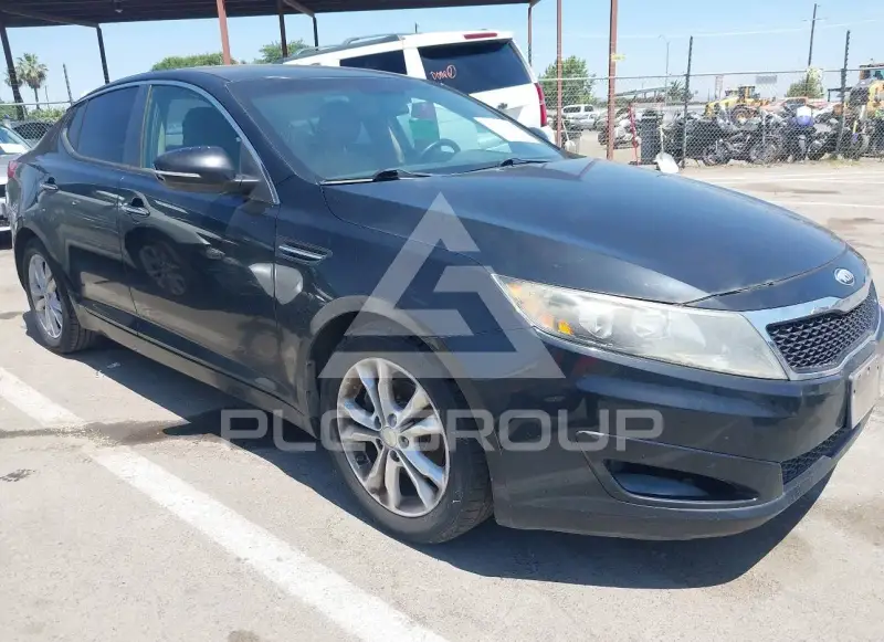2013 KIA Optima photo