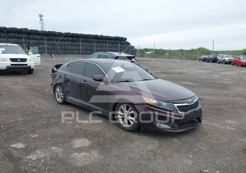 2013 KIA Optima photo